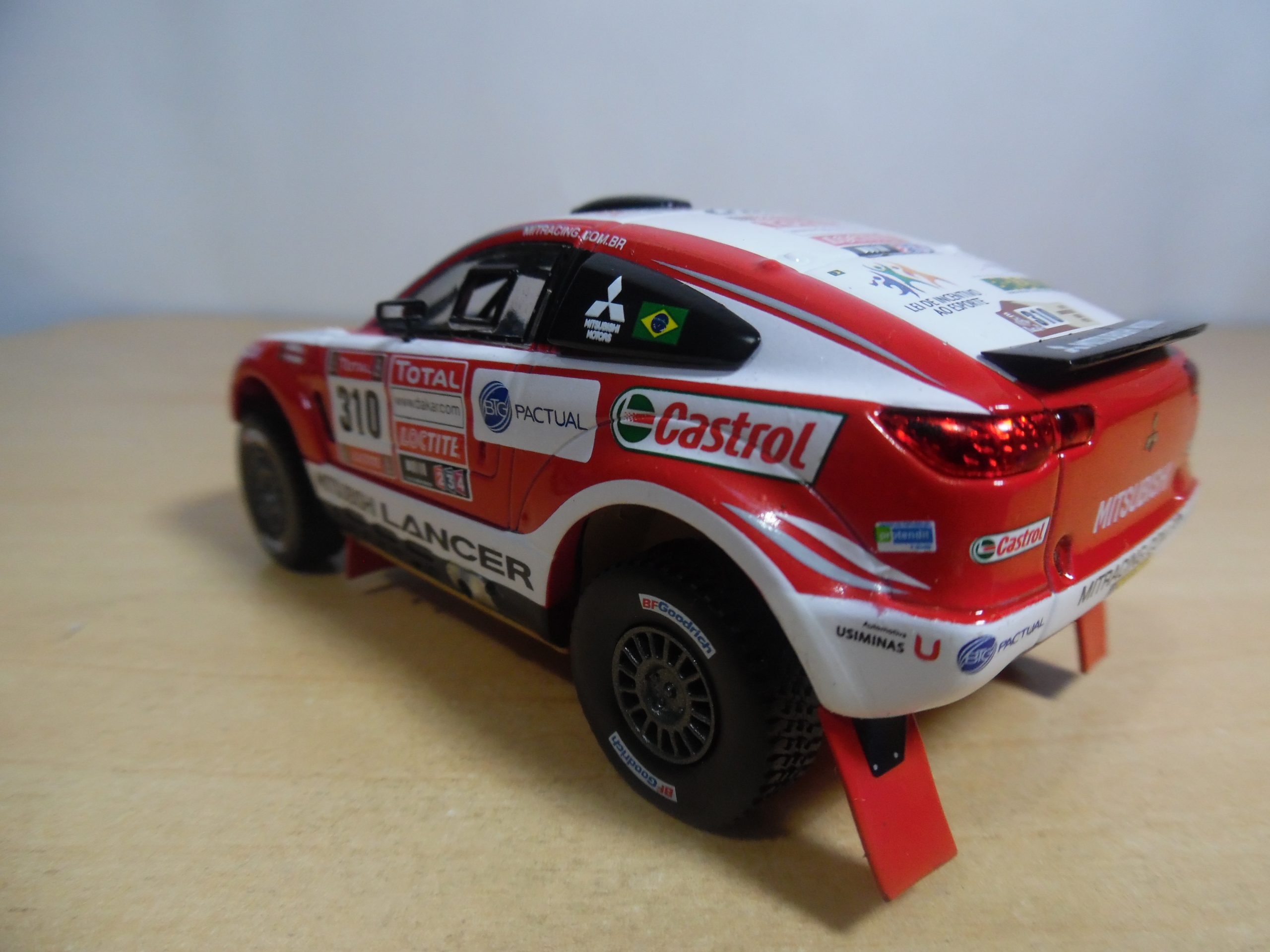 AUTO DE COMPETENCIA MITSUBISHI LANCER RACING Nº310 - Imagen 7
