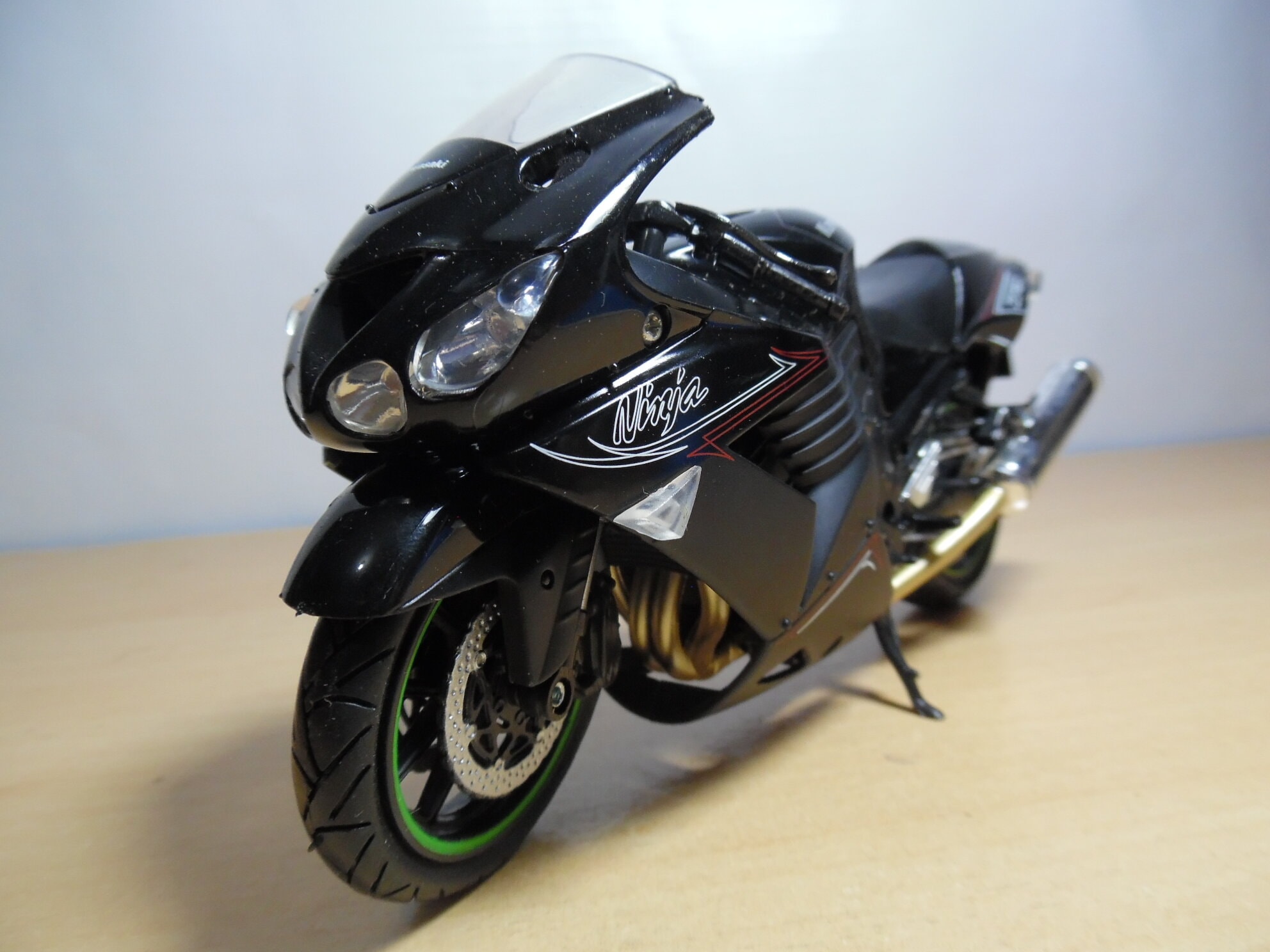 MOTO KAWASAKI ZX-14 2011