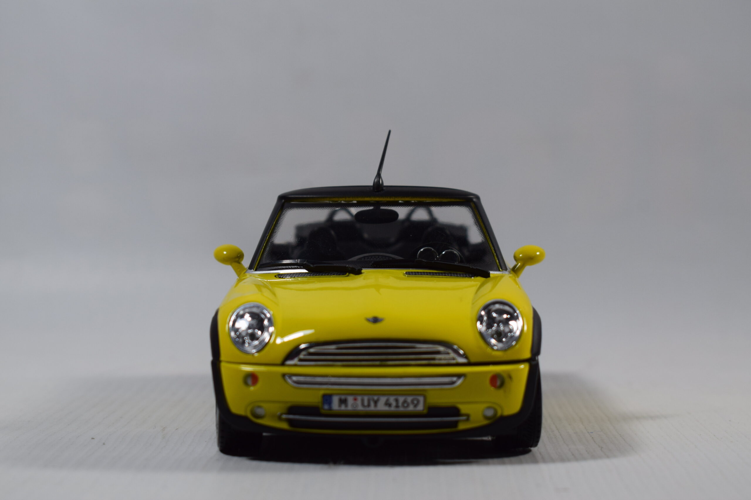 AUTO MINI COOPER CABRIOLET OPEN 2004 - Imagen 4