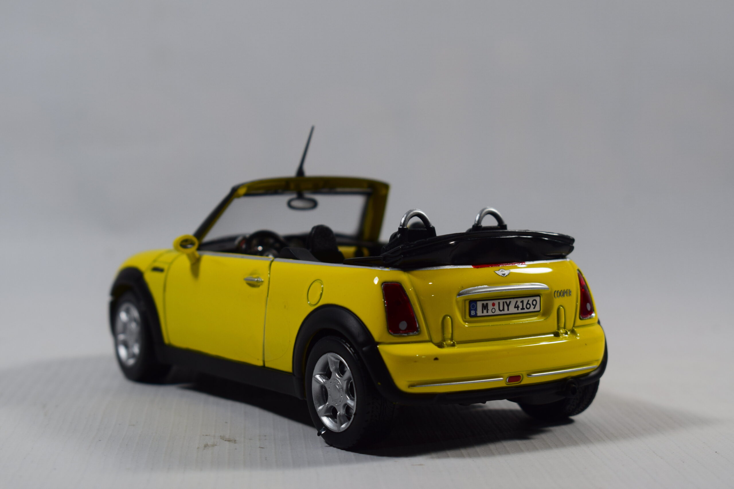AUTO MINI COOPER CABRIOLET OPEN 2004 - Imagen 5