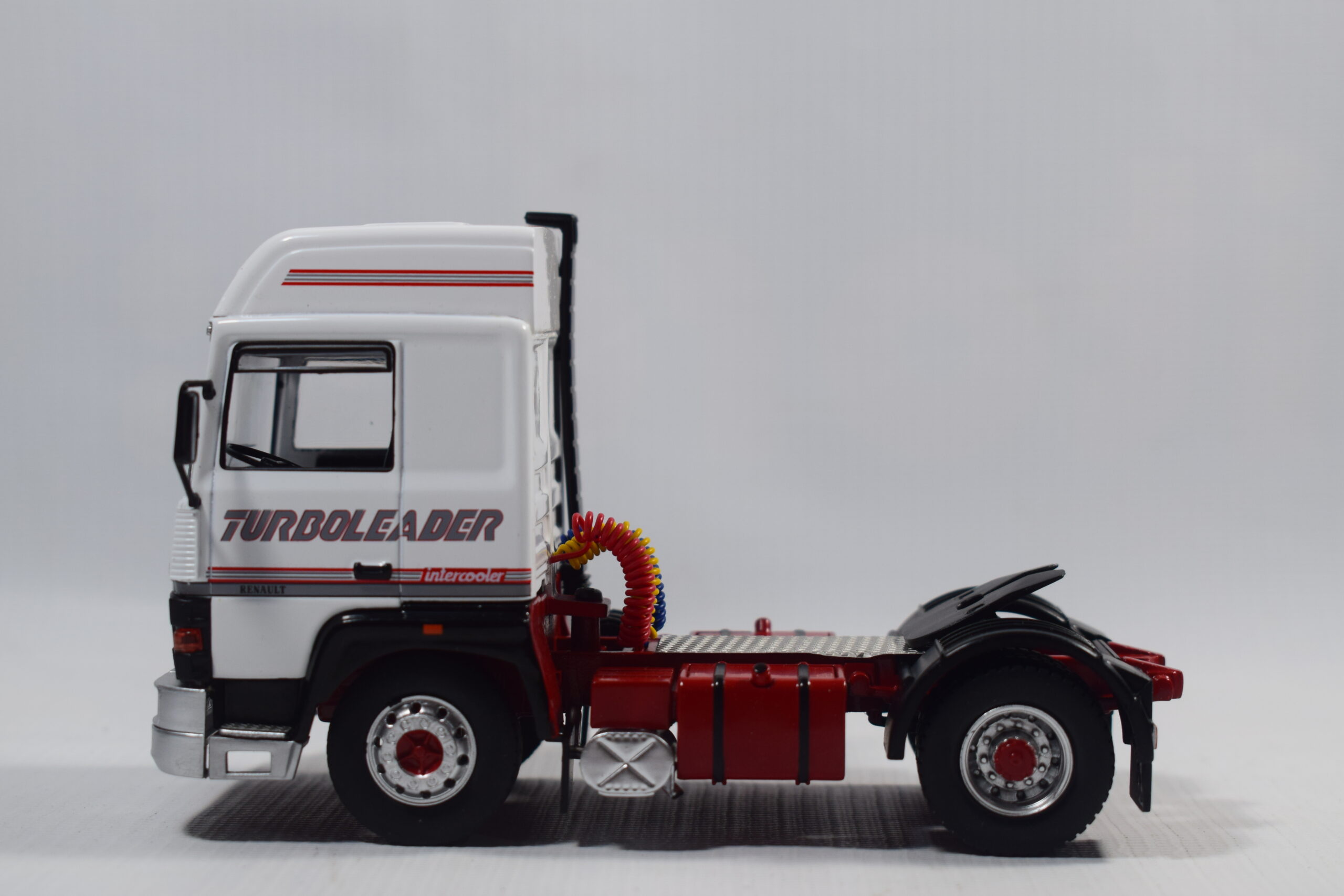 TRACTO RENAULT R370 1987 - Imagen 3