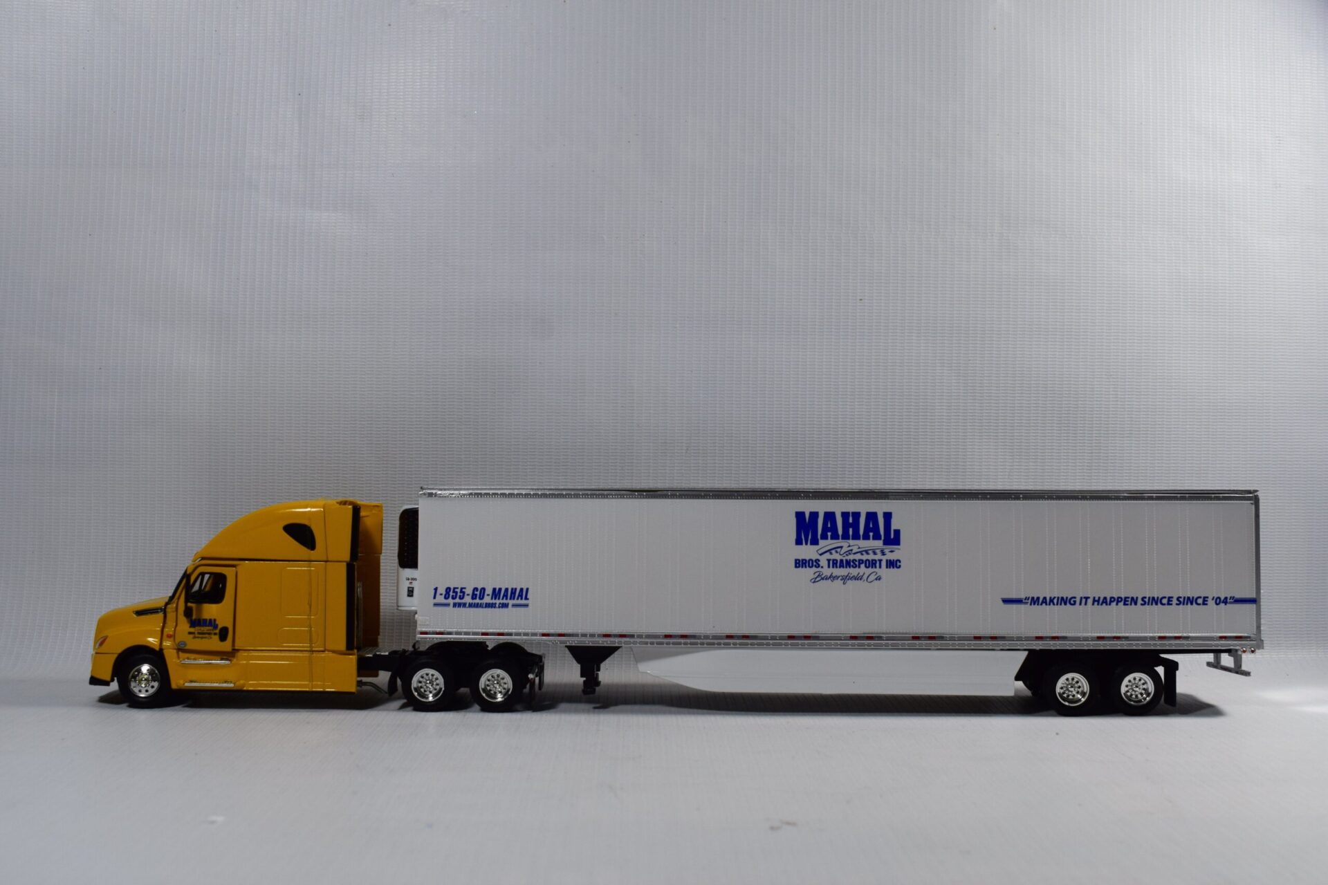 CAMION CONTEINER FREIGHTLINER CASCADIA - Imagen 3