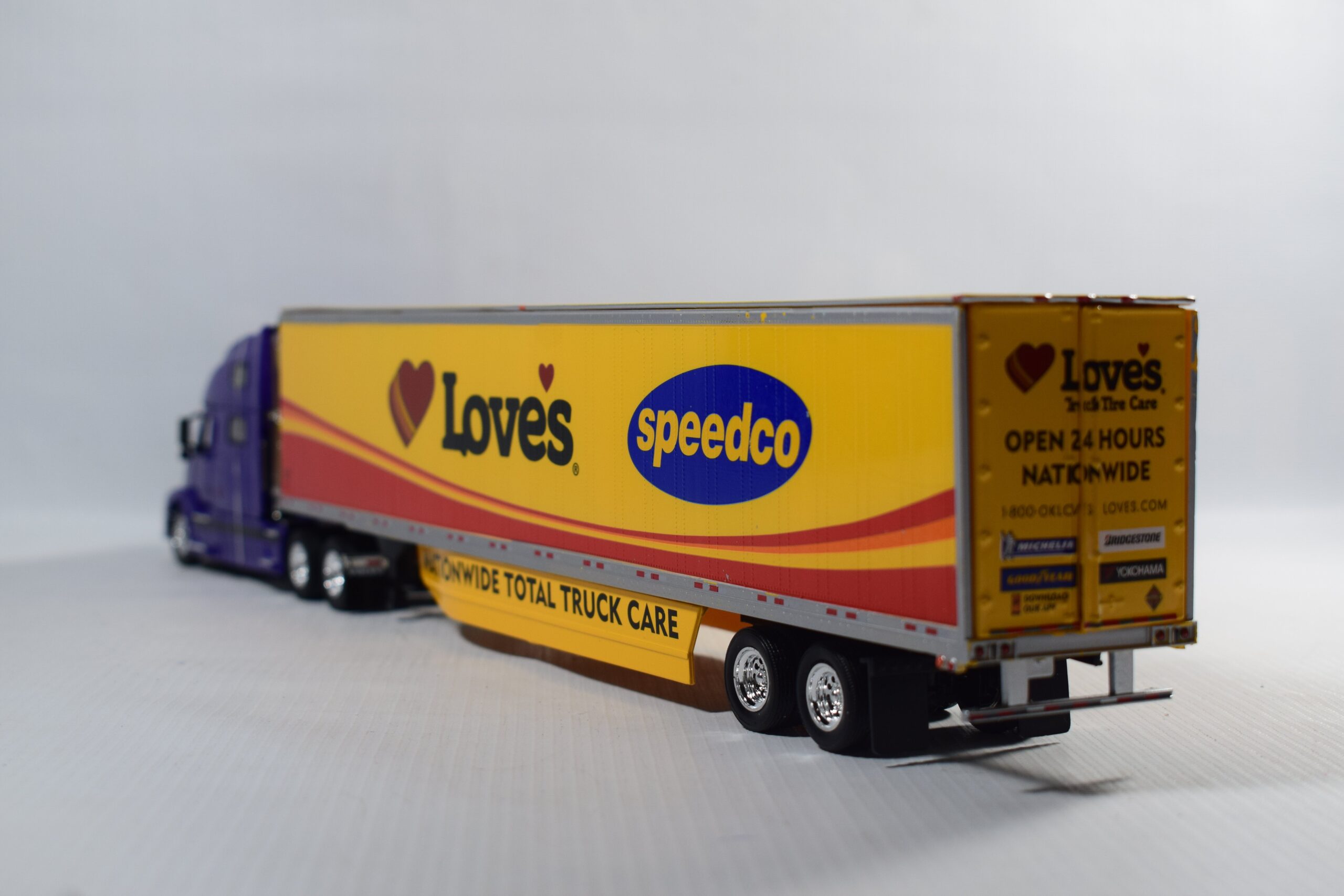 CAMION CONTEINER VOLVO VNL 780 - Imagen 5