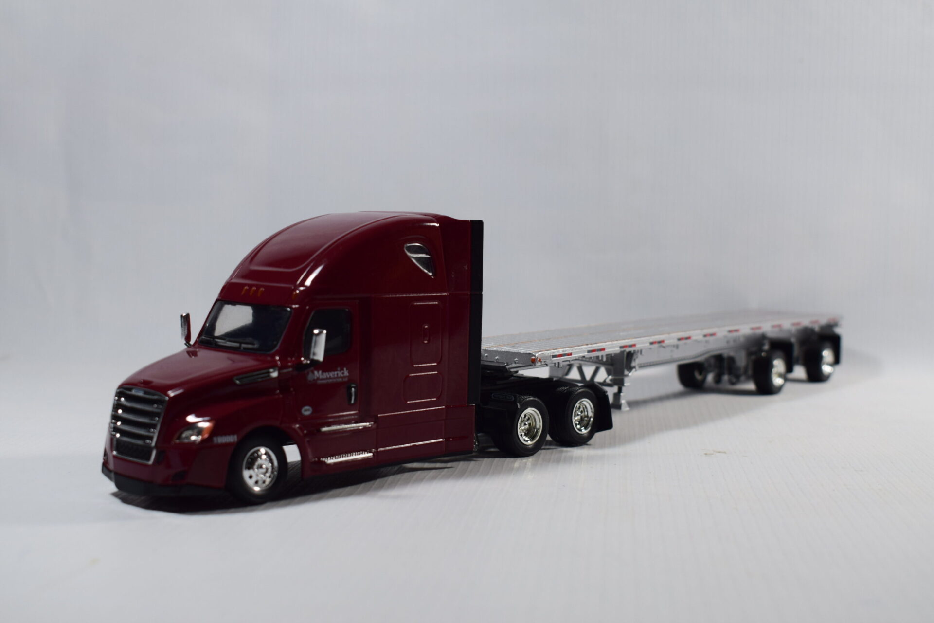 CAMION PLATAFORMA FREIGHTLINER CASCADIA P40