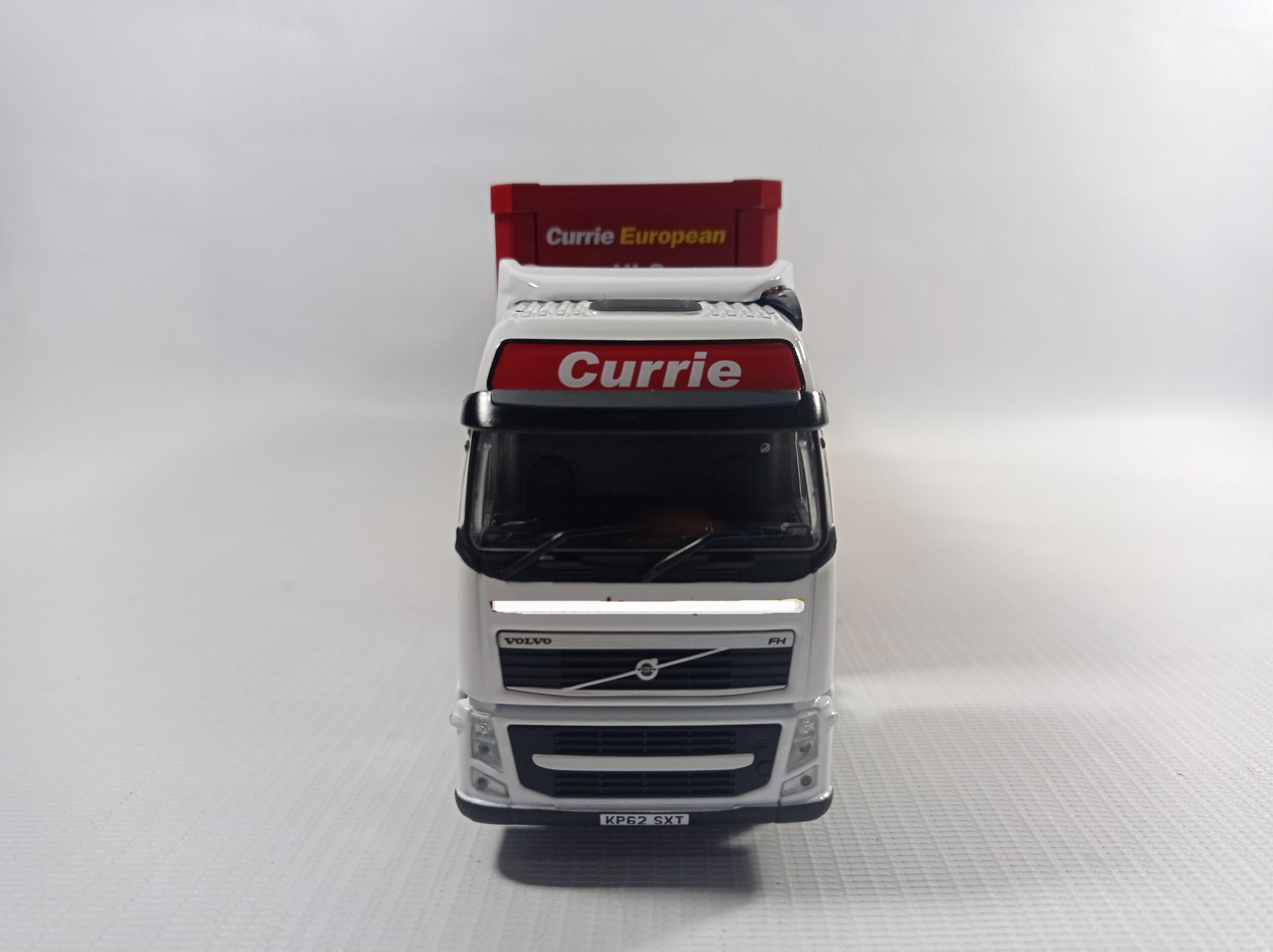 CAMION CONTEINER VOLVO FH - Imagen 5