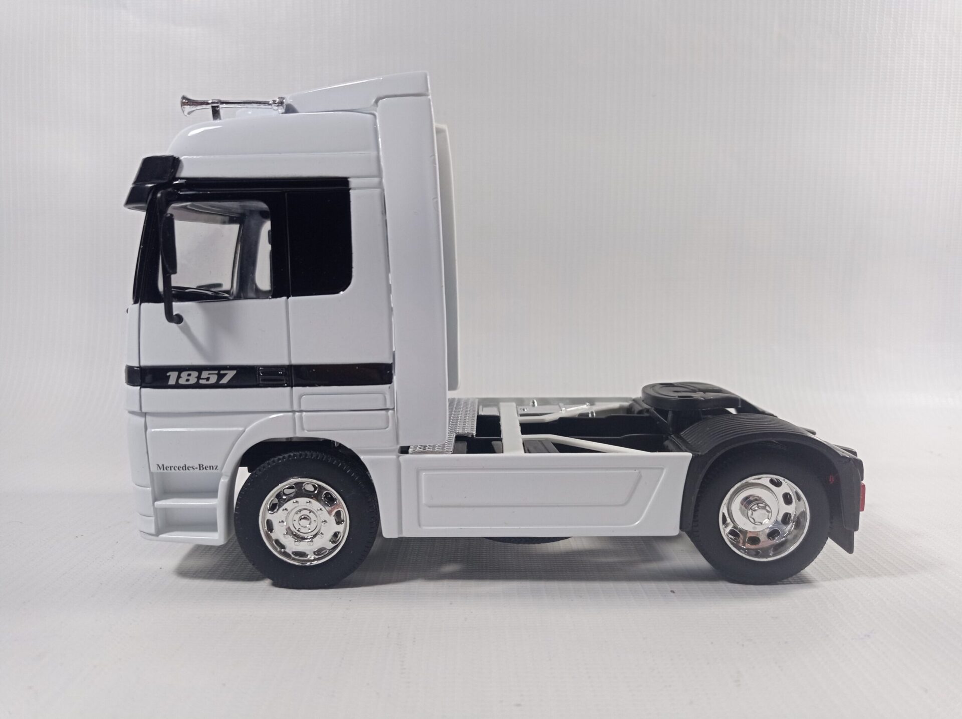 CABEZA TRACTORA MERCEDES BENZ ACTROS - Imagen 3