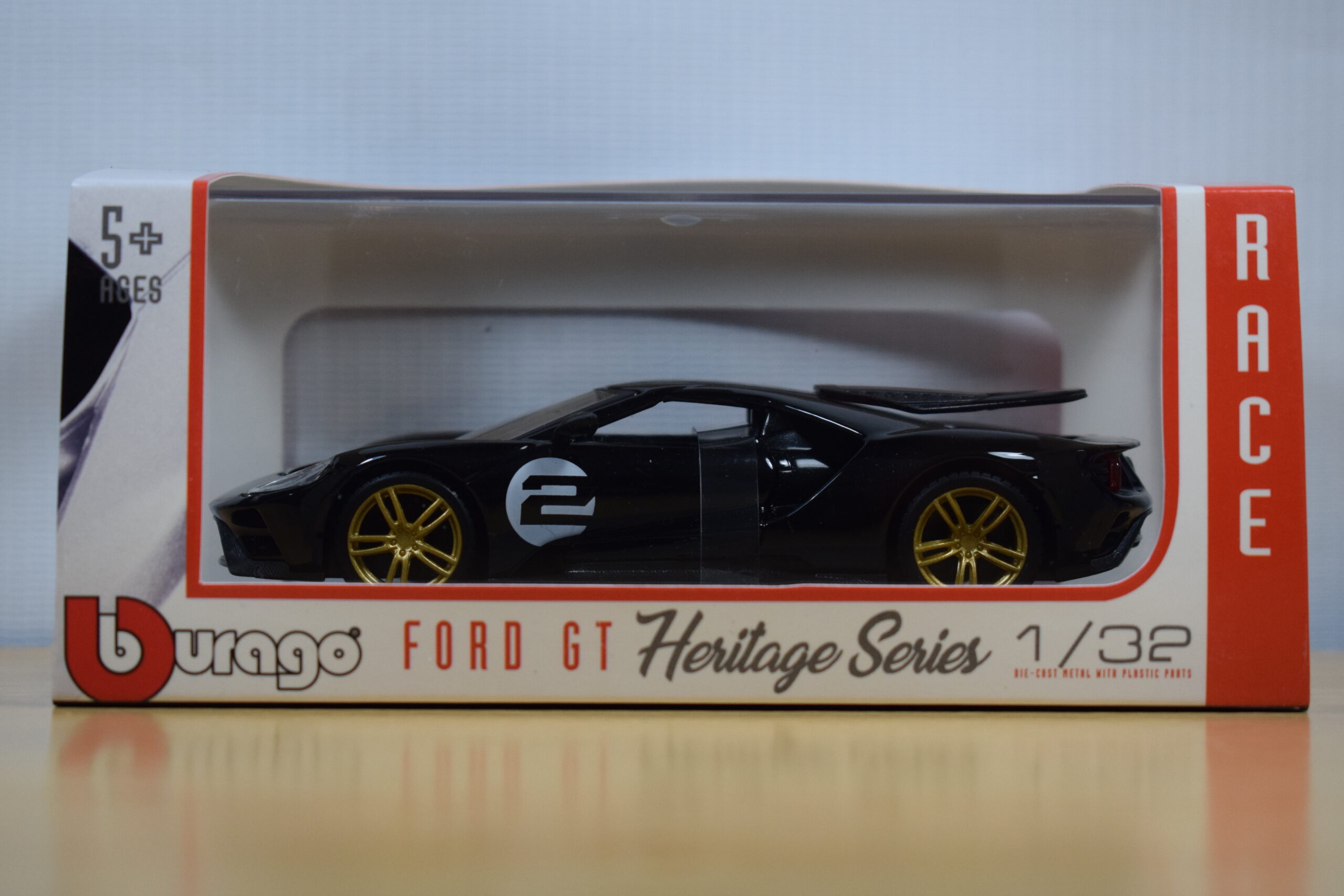 AUTO DE COMPETENCIA FORD GT N°2 2017 - Imagen 2