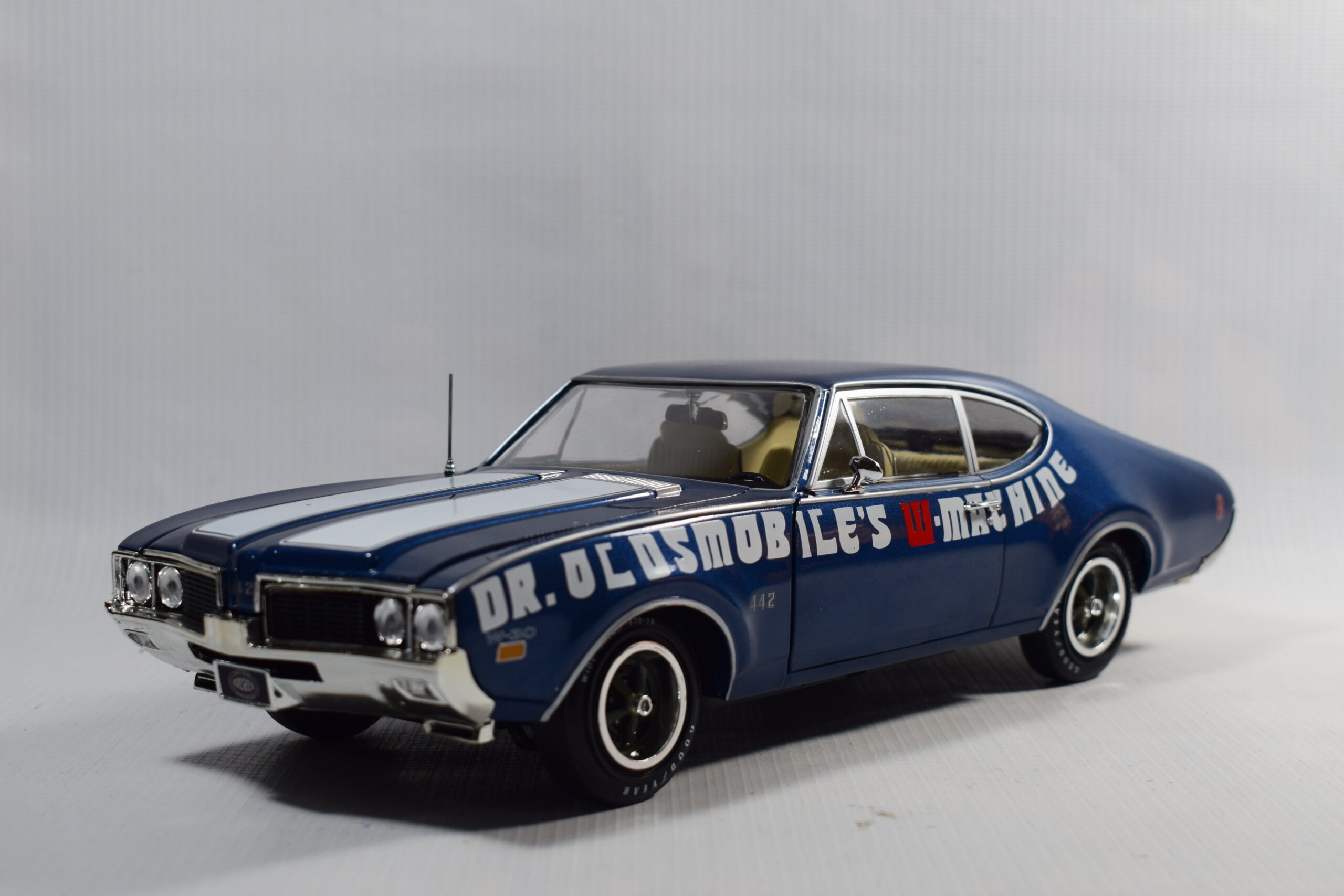 AUTO CLASICO OLDSMOBILE 442 W-30 1969