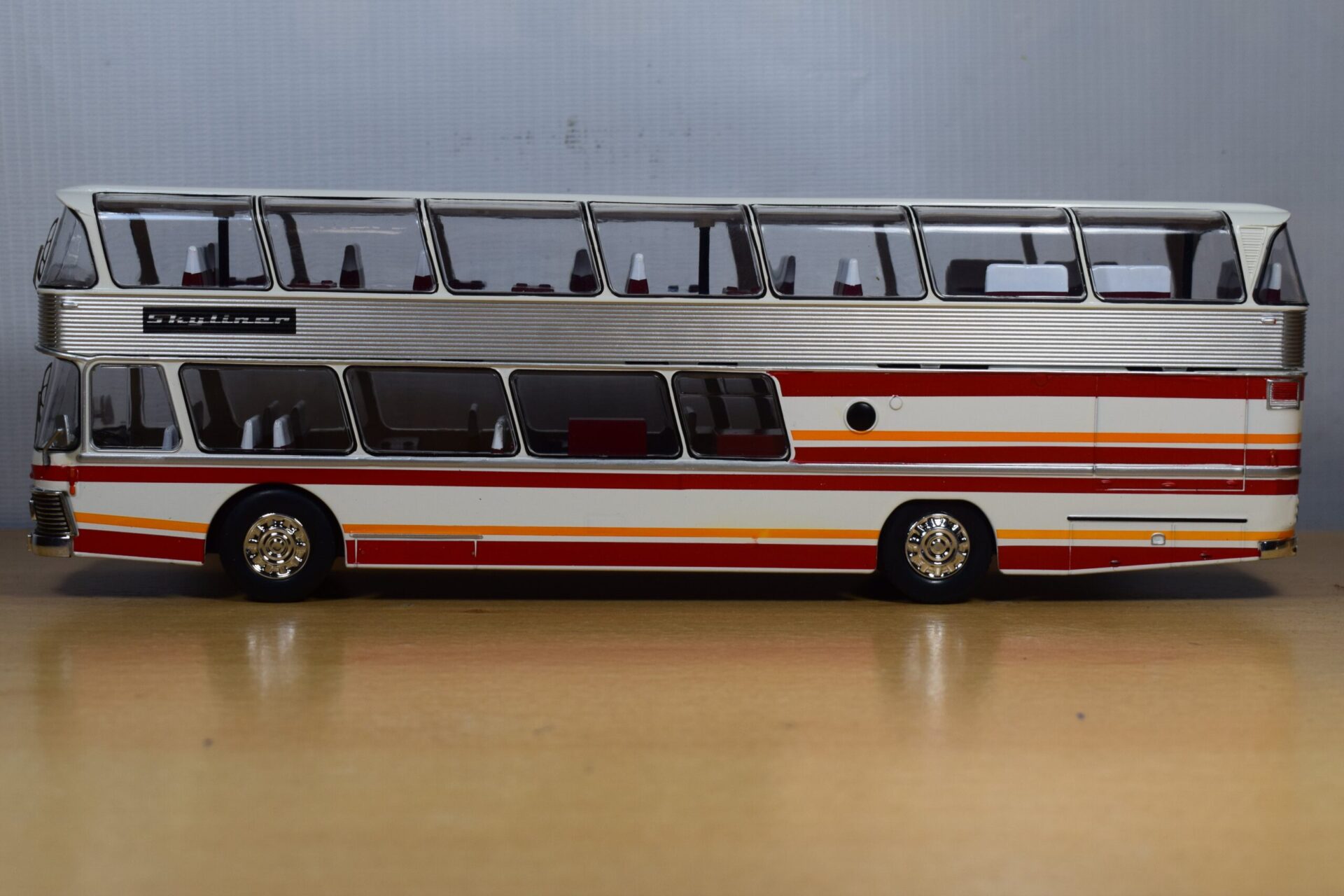 AUTOBUS NEOPLAN NH 22L SKYLINER 1983 - Imagen 3
