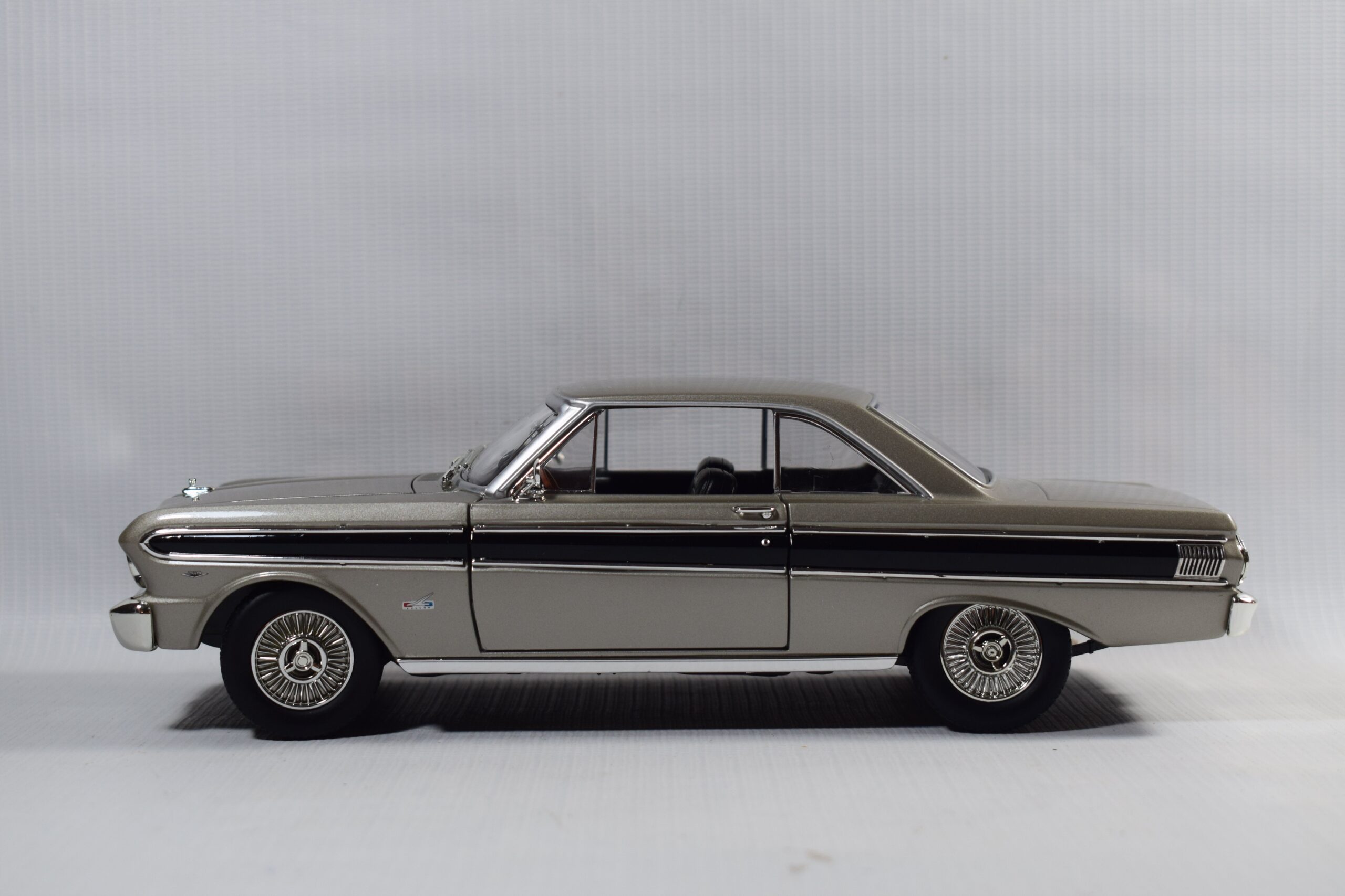 AUTO FORD FALCON 1964 - Imagen 3