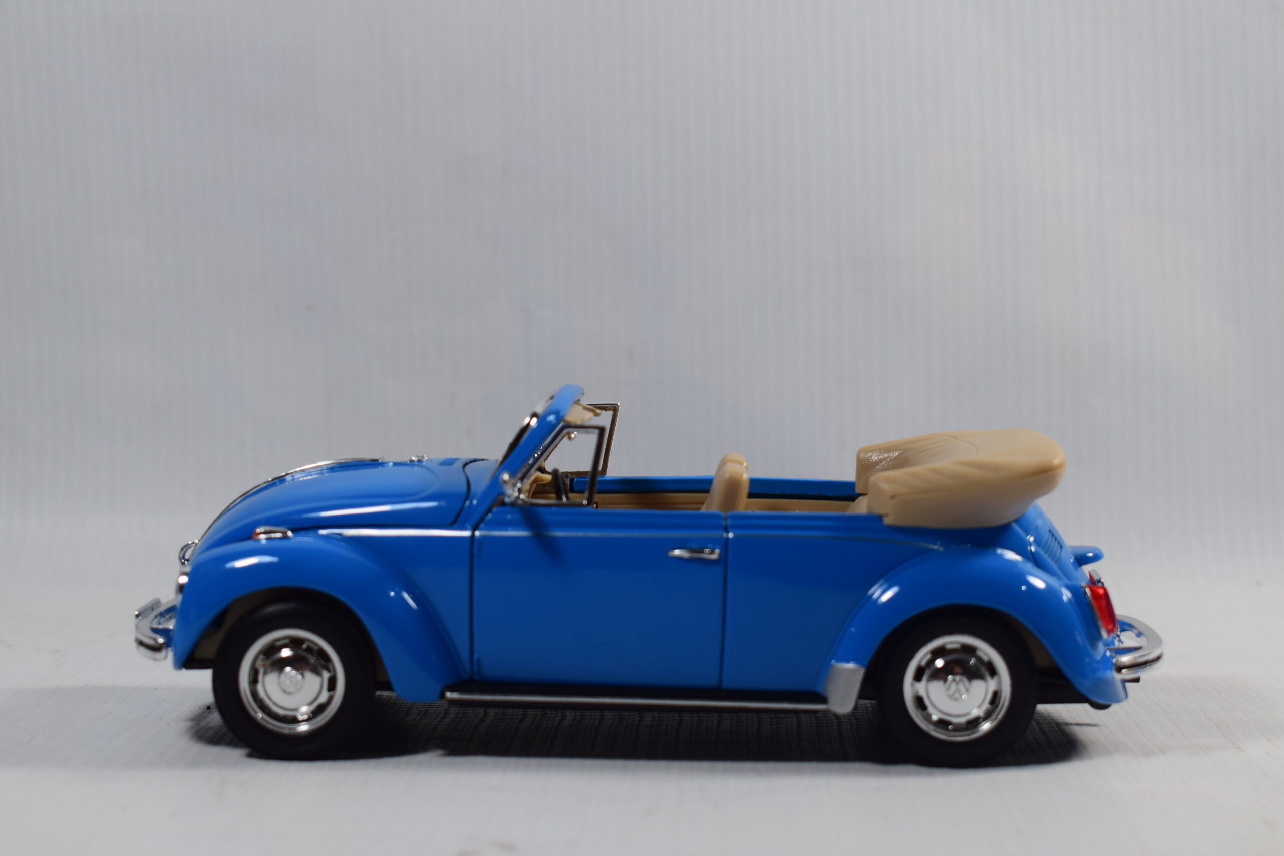 AUTO CONVERTIBLE VOLKSWAGEN BEETLE CABRIOLET - Imagen 3