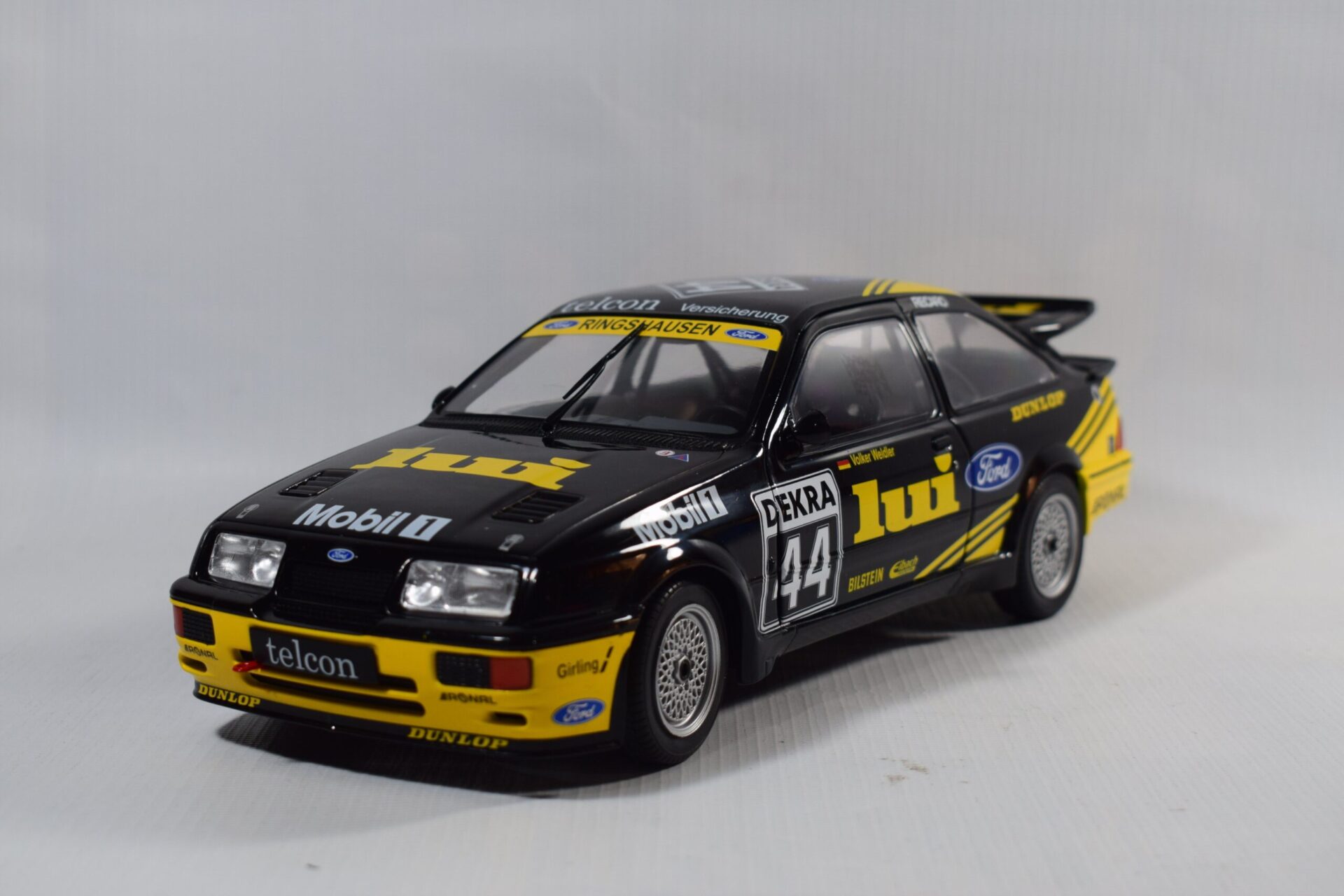 AUTO DE COMPETENCIA FORD SIERRA RS500 1989