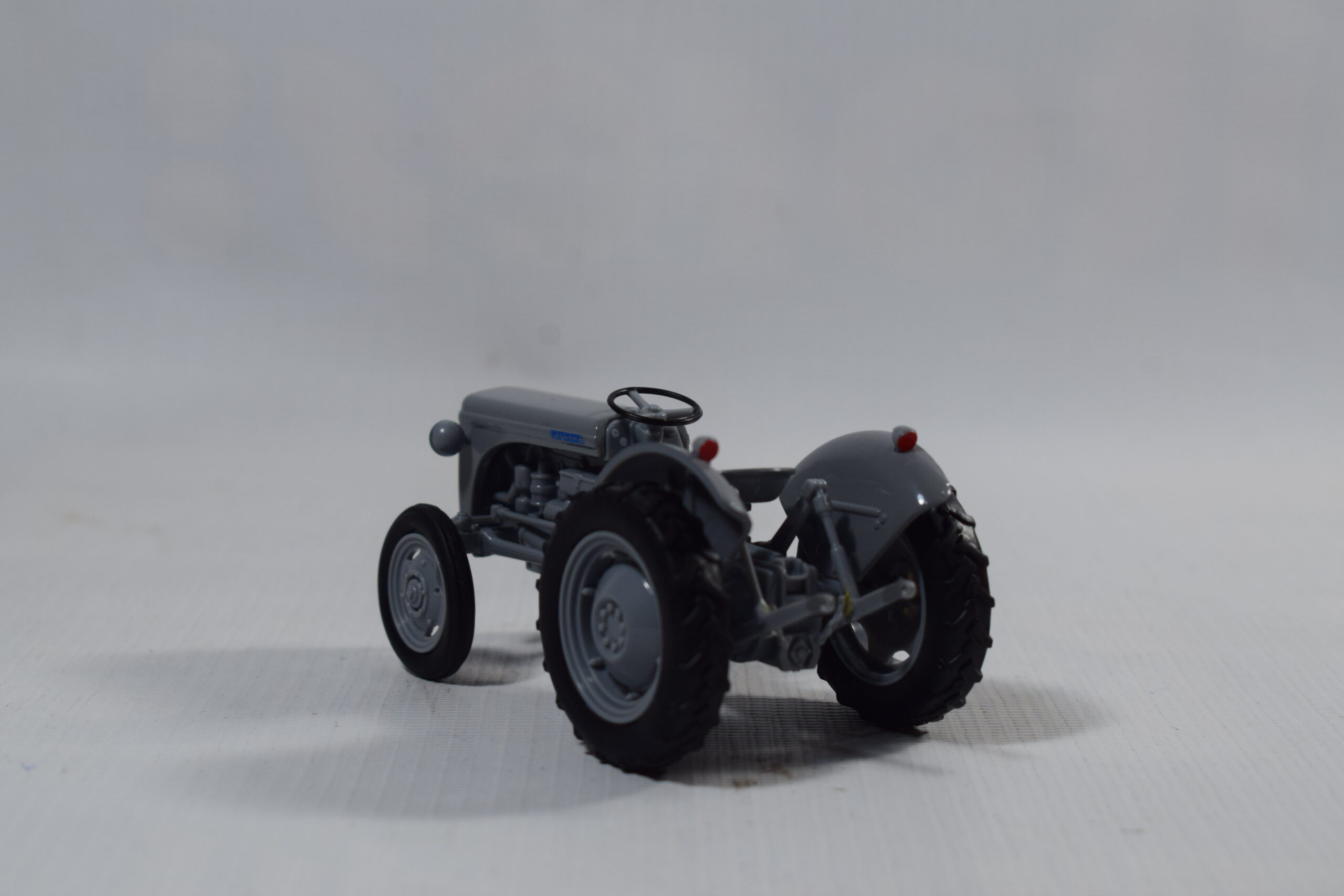 TRACTOR AGRICOLA FERGURSON TE-20 - Imagen 6