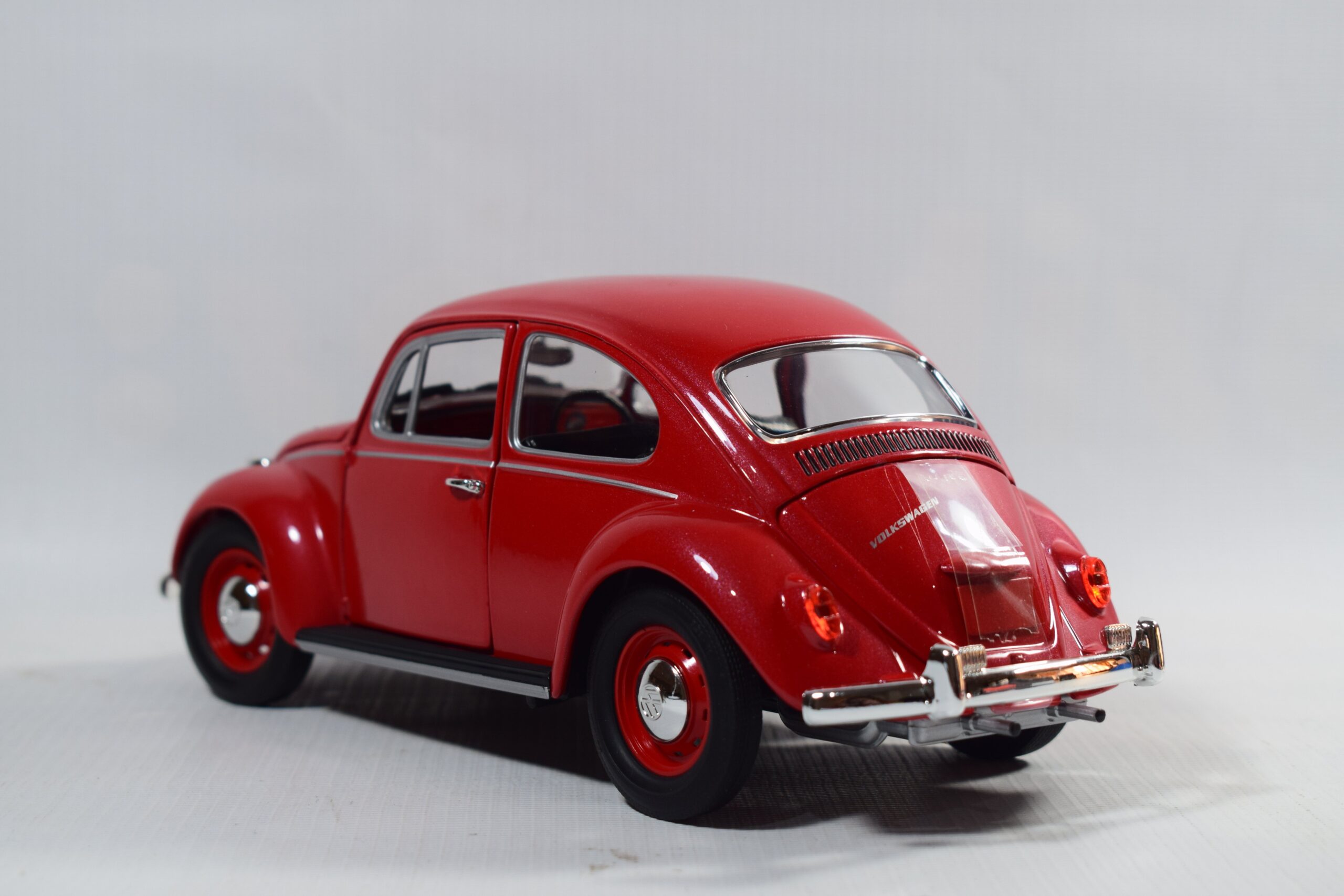 AUTO VOLKSWAGEN BEETLE 1967 - Imagen 5