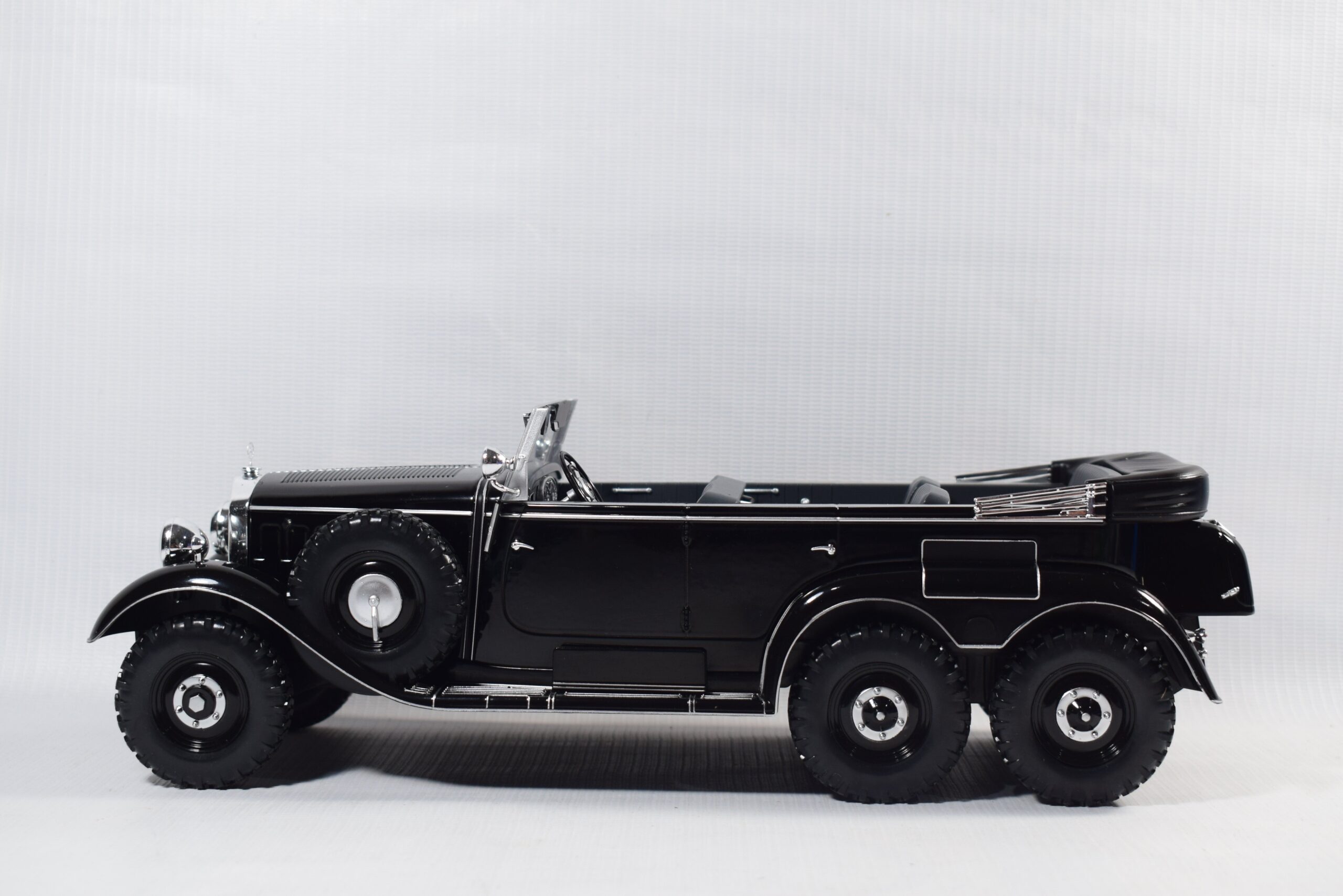 AUTO MERCEDES BENZ G4 (W31) - Imagen 3