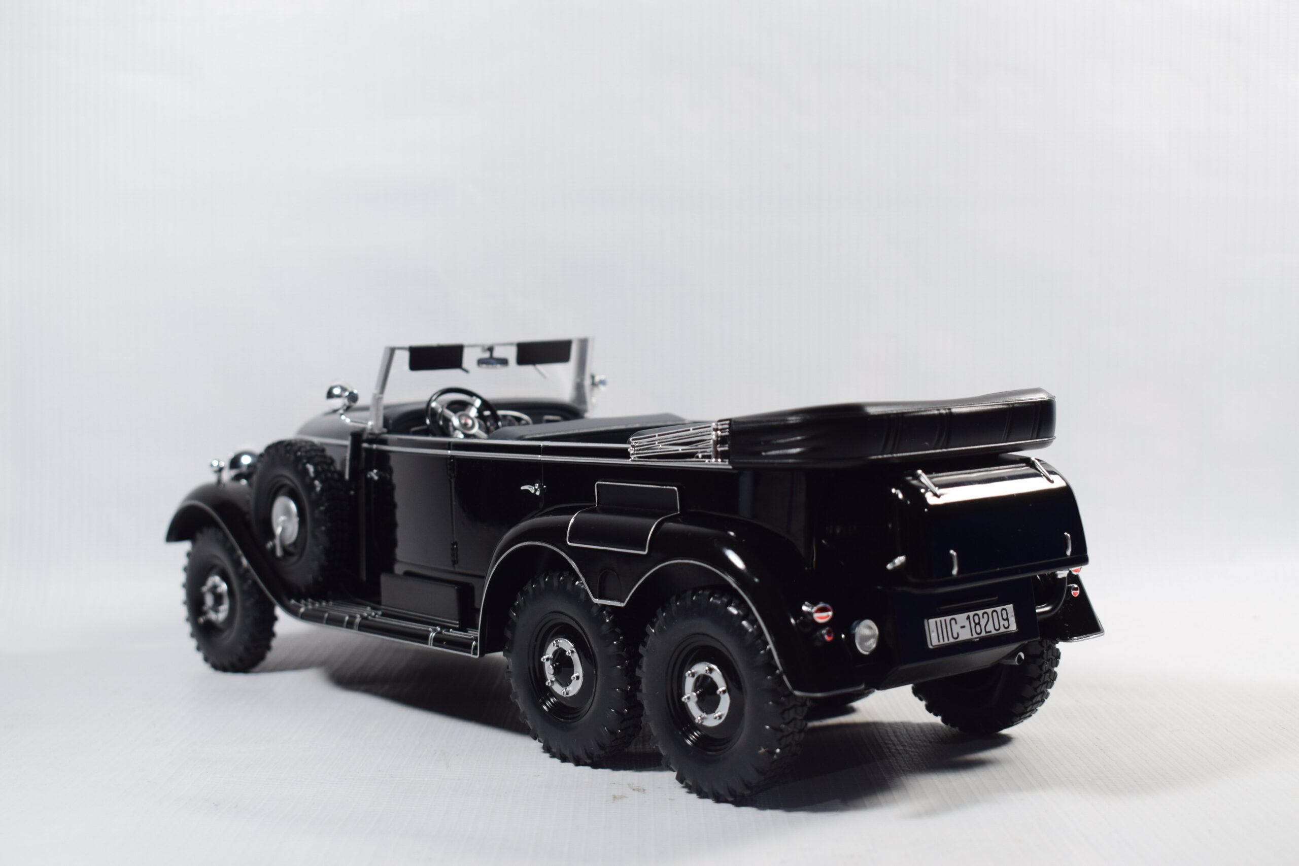 AUTO MERCEDES BENZ G4 (W31) - Imagen 6