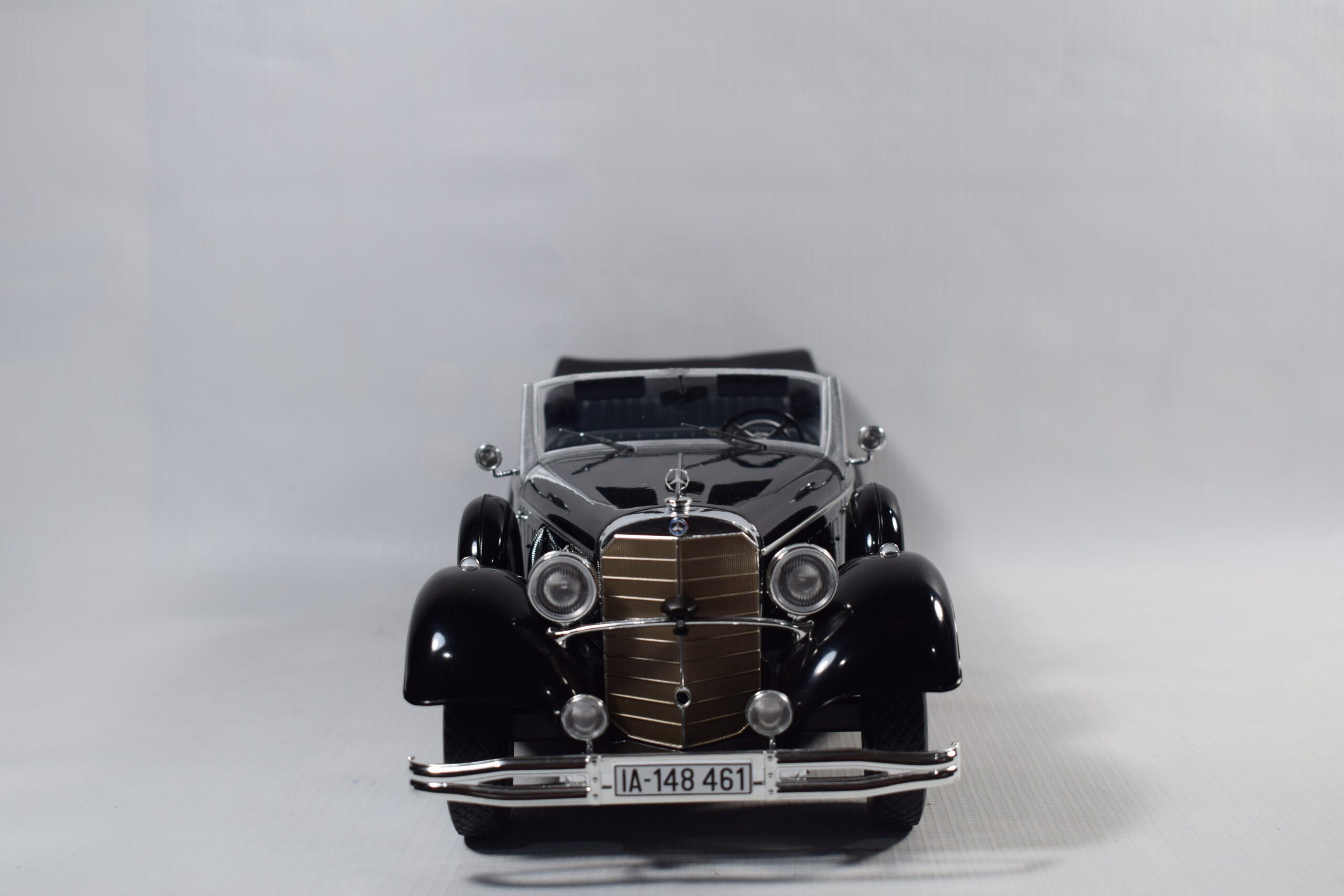 AUTO MERCEDES BENZ 770 (W150) CABRIOLET - Imagen 5