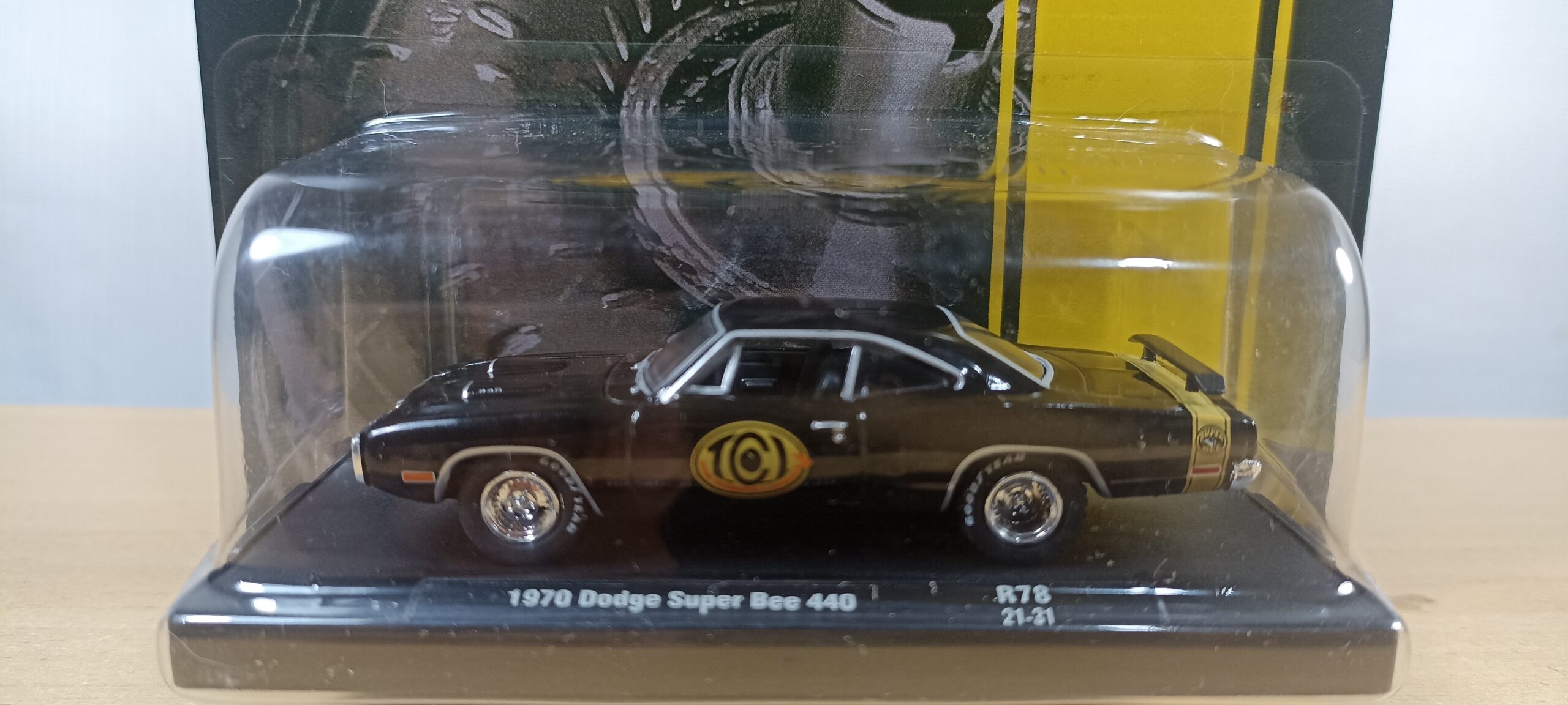 AUTO DODGE SUPER BEE 440 1970 - Imagen 2