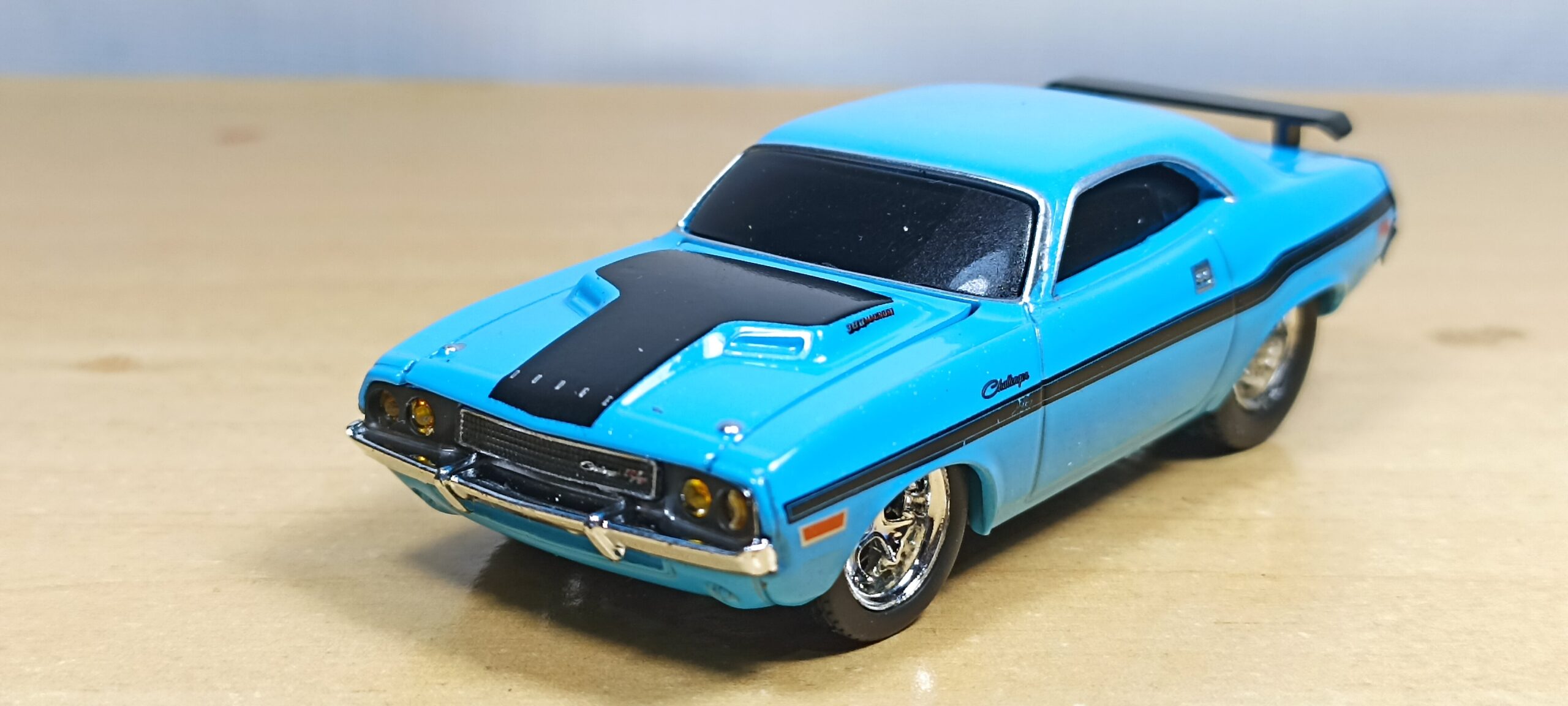 AUTO DODGE CHALLENGER R/T 383 1970 - Imagen 3