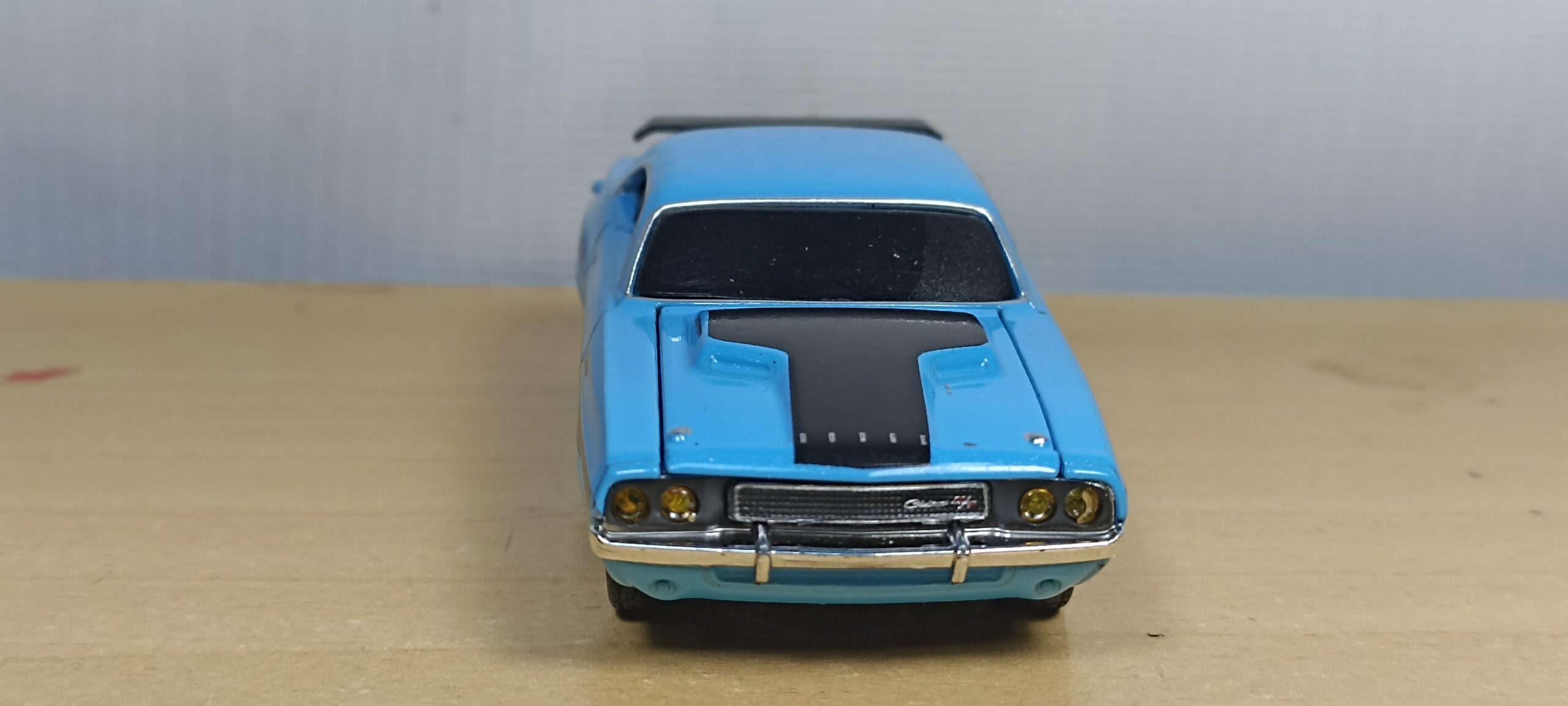 AUTO DODGE CHALLENGER R/T 383 1970 - Imagen 4