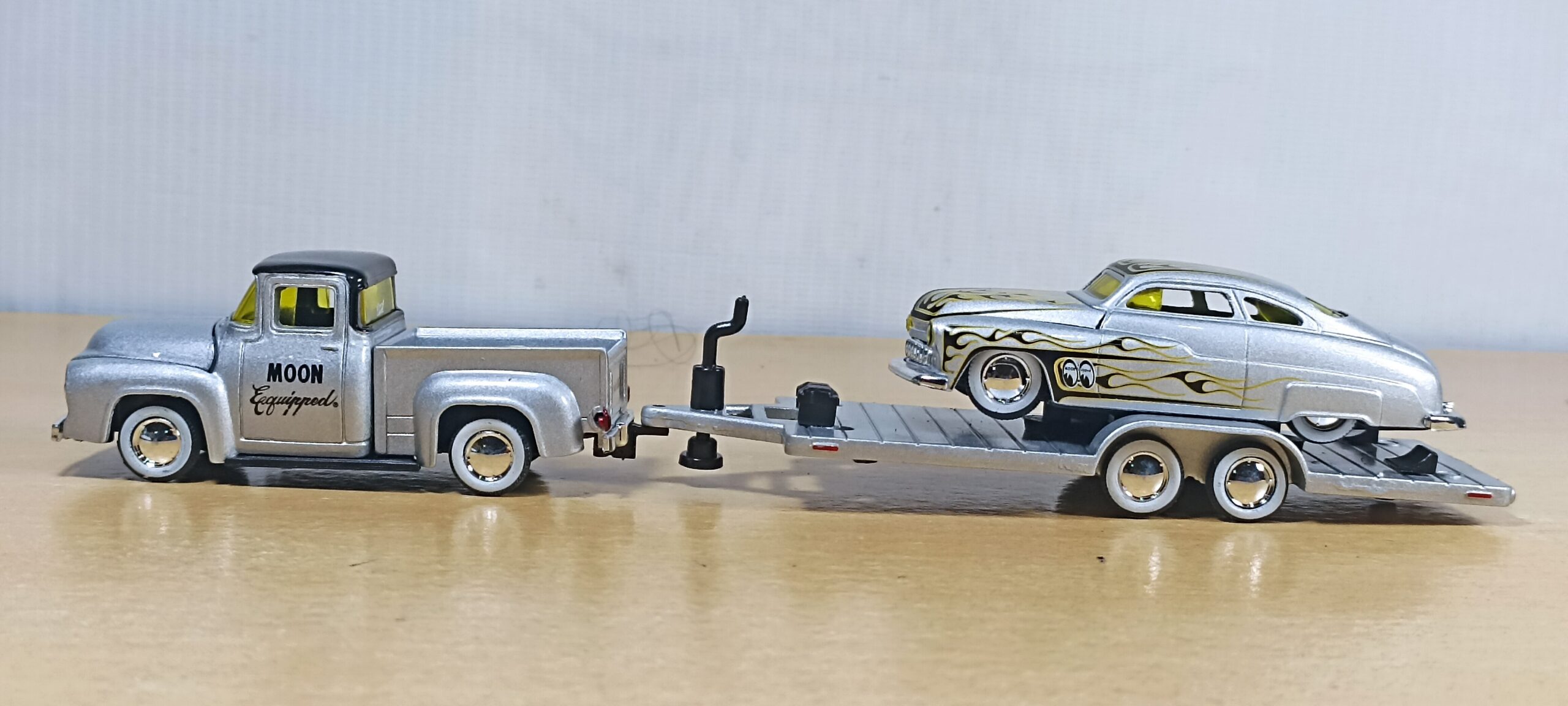 CAMIONETA CON TRAILER FORD F-100 1956 AUTO MERCURY CUSTOM 1949 - Imagen 4