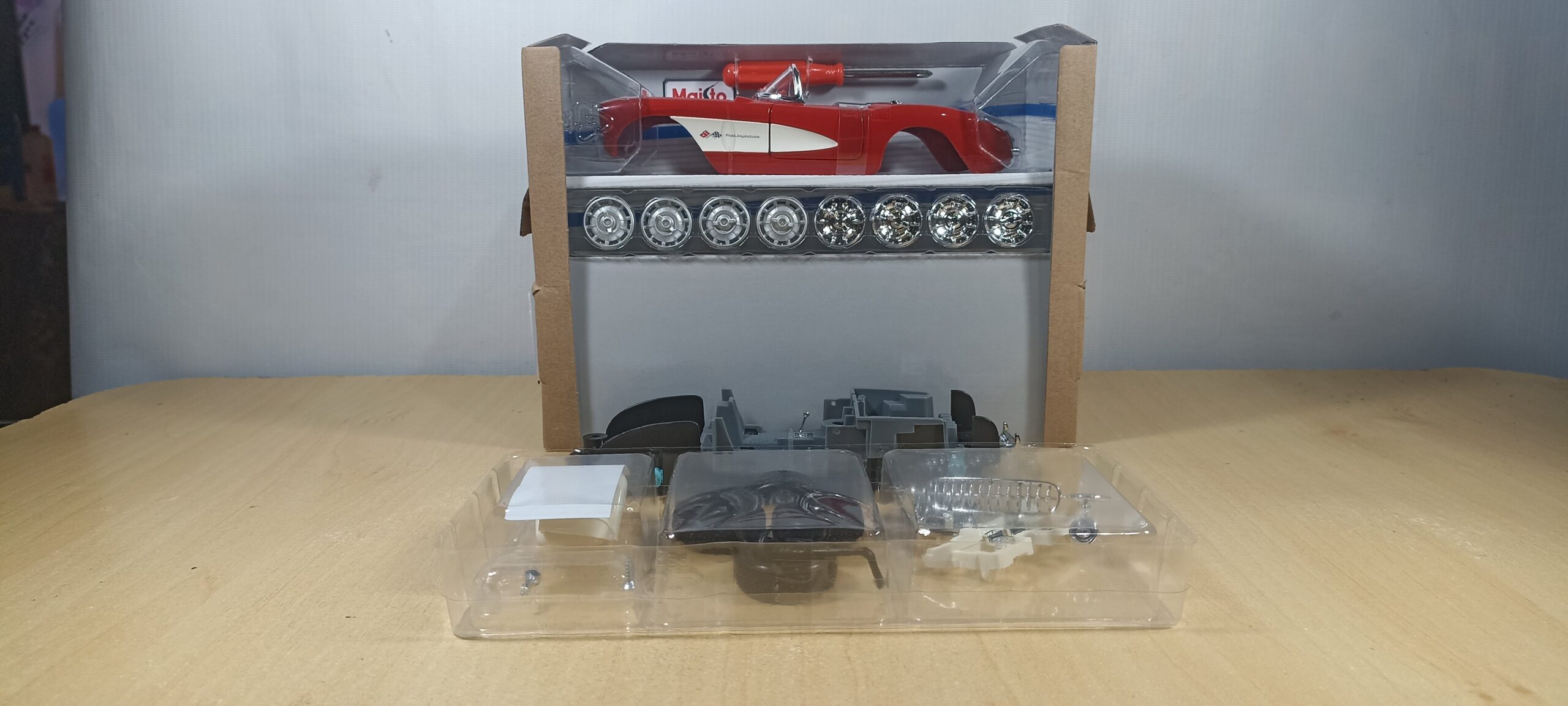 AUTO ARMABLE CORVETTE 1957 - Imagen 2