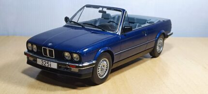AUTO BMW 3-SERIES (E30) CABRIOLET