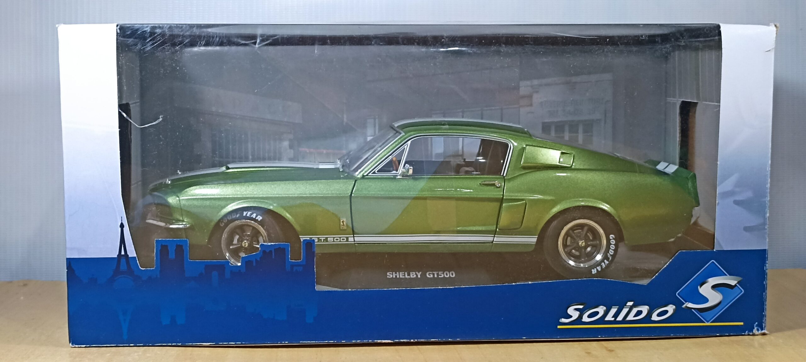 AUTO FORD MUSTANG SHELBY GT500 - Imagen 6