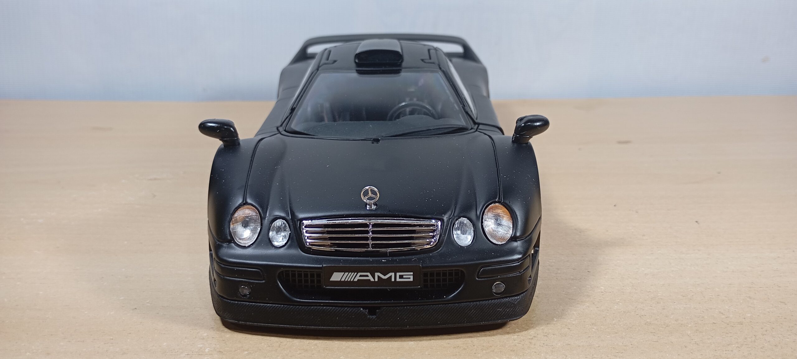 AUTO MERCEDES BENZ CLK GTR - Imagen 5