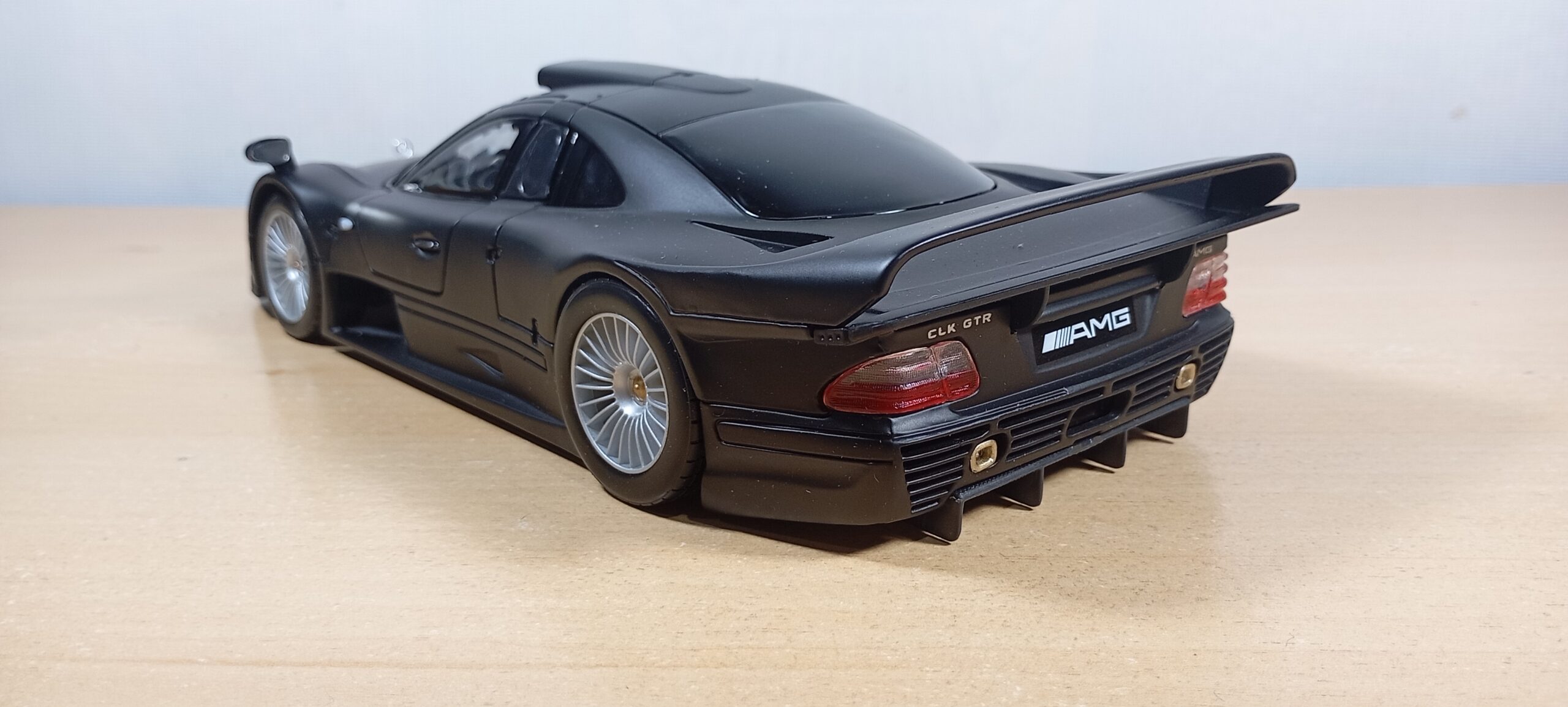 AUTO MERCEDES BENZ CLK GTR - Imagen 6