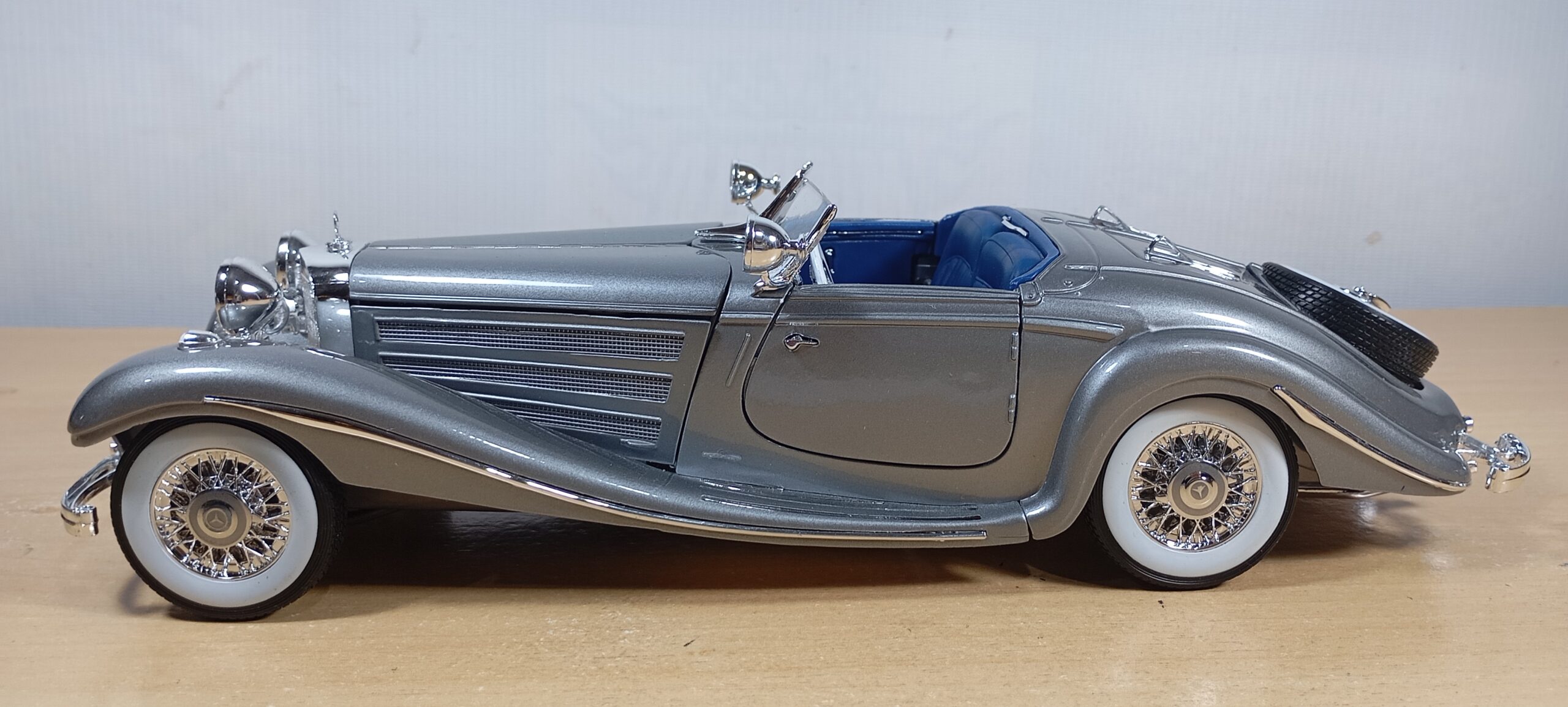 AUTO CLASICO MERCEDES BENZ 500K SPECIAL ROASTER 1936 - Imagen 3