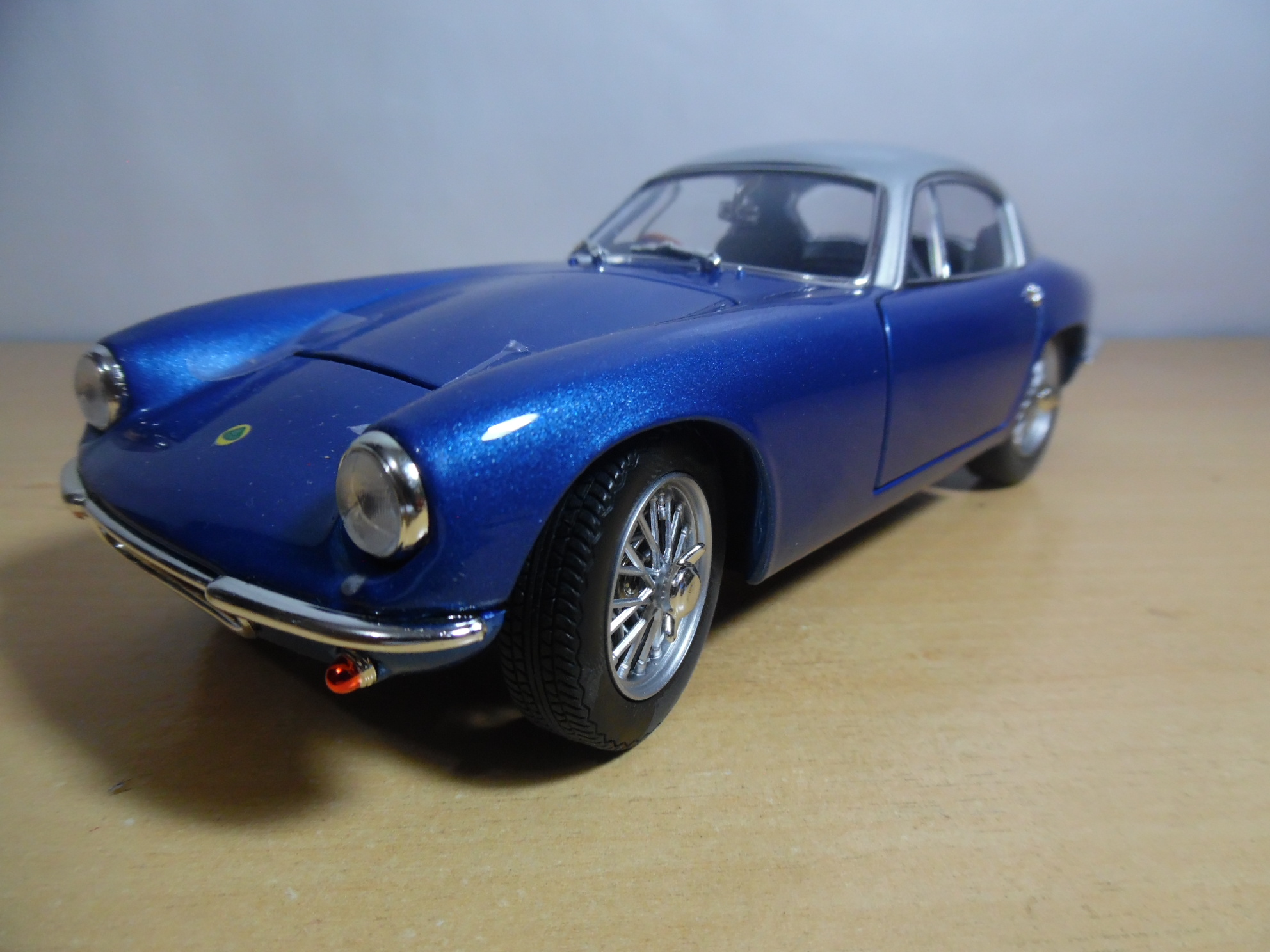 AUTO CLASICO LOTUS ELITE 1960 - Imagen 4