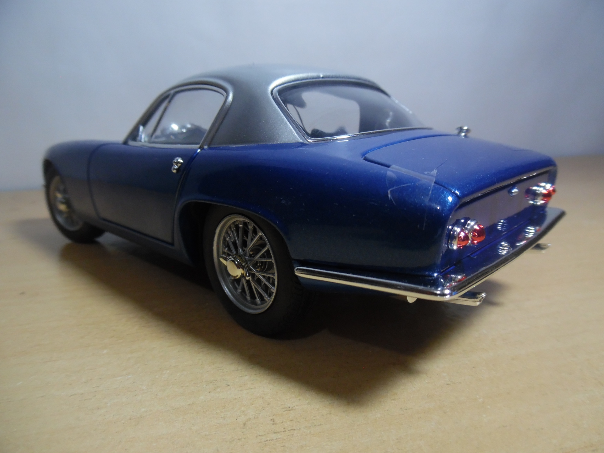 AUTO CLASICO LOTUS ELITE 1960 - Imagen 6