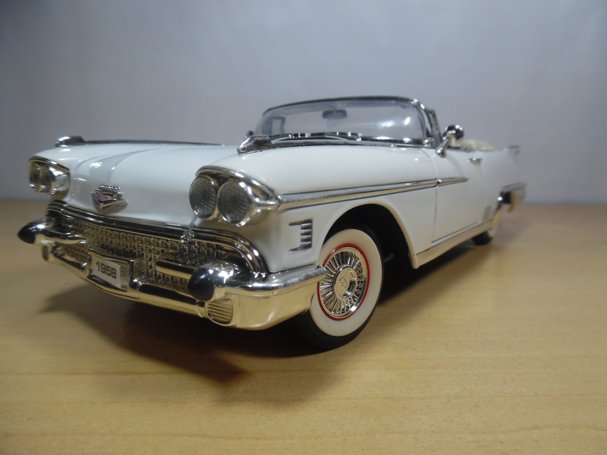 AUTO CLASICO CADILLAC EL DORADO BIARRITZ 1958 - Imagen 4