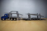 CAMION CIGÜEÑA O PORTACOCHES FREIGHTLINER CASCADIA - Imagen 4